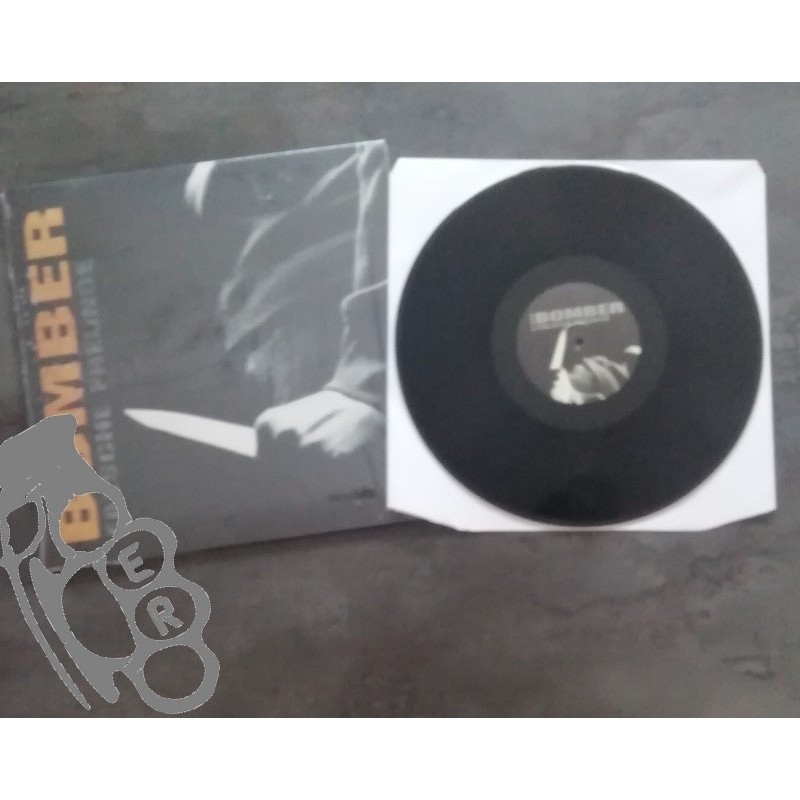 Bomber - Falsche Freunde - Black LP