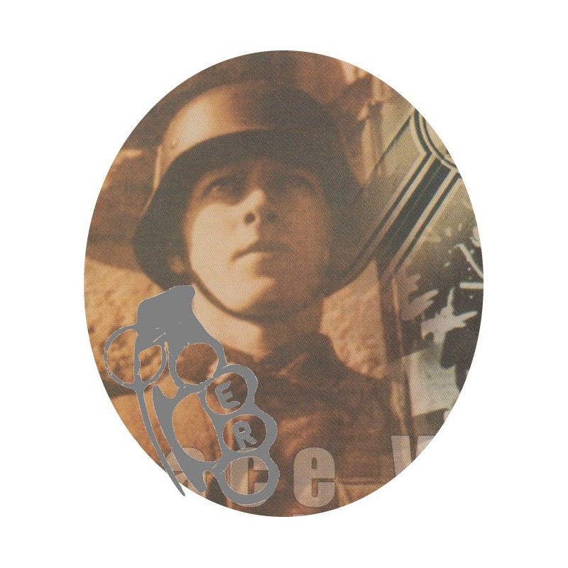 R. War – T W R W P